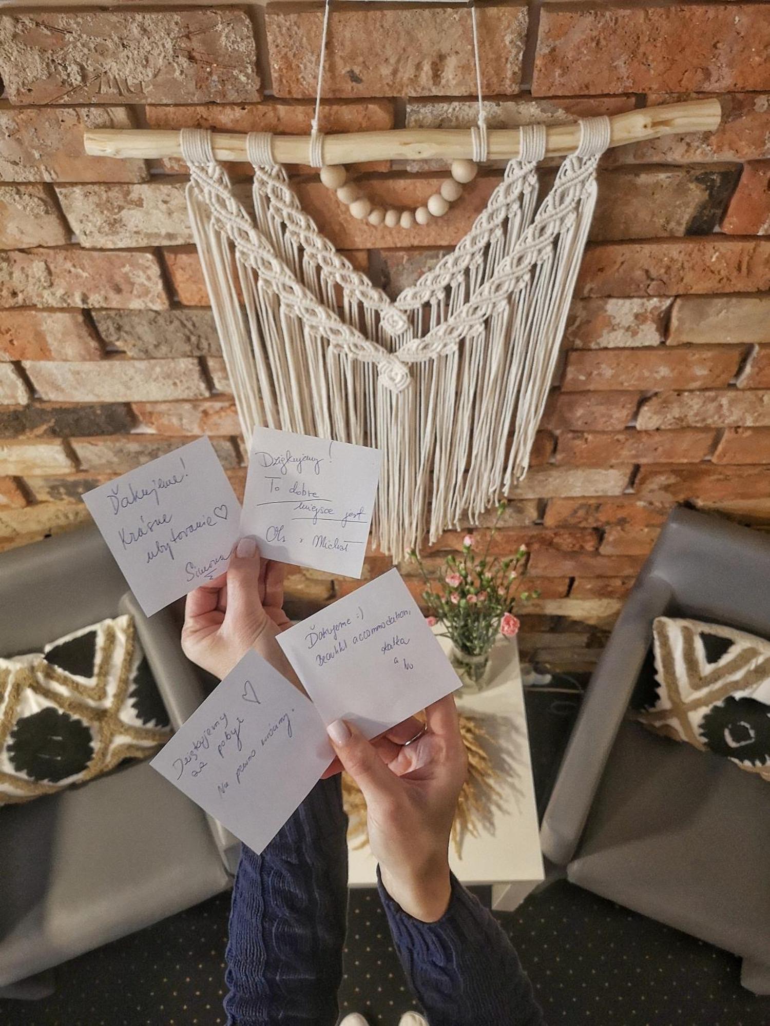 לינה וארוחת בוקר איסטבנה Czarna Owca מראה חיצוני תמונה